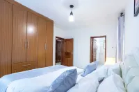 3bedroom Near JKIA  Luxurious Homestay Apartment Hotels in Pridelands