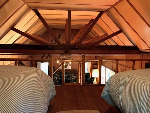 Unplugged Rustic Cabin in the Woods