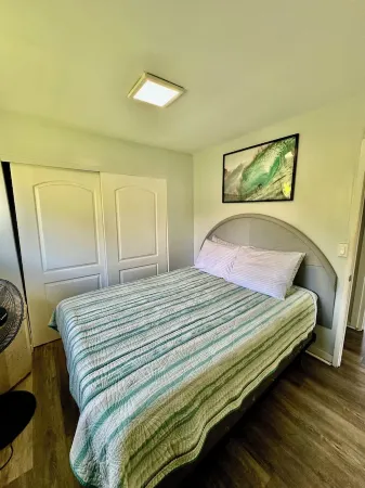 Turtle Bay 2 bedroom Short Walk To Beach Отели рядом с достопримечательностью «Turtle Beach»