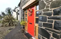 Dunadry Retreat -Spacious 2 bedroom ground floor apartment Hotels in Antrim