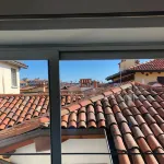 Bright and spacious apartment in central area Hotels in Borgo San Leonardo