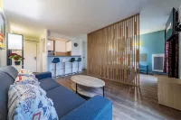 Serenity Aparthotel - 4 pax - La défense 10 minutes walk to Subway