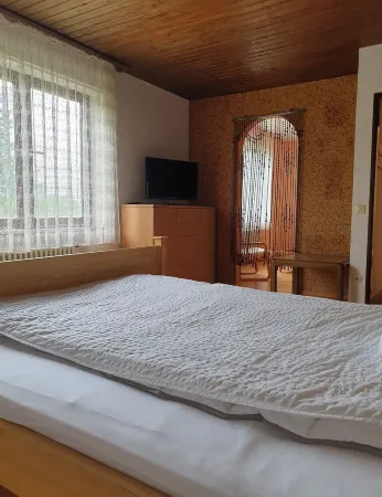 House Thea near Stuttgart Отели рядом с достопримечательностью «Вальдек»