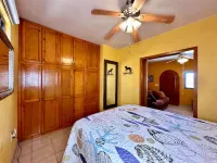 Charming 1-BR house, Bahía la Choya, Starlink WiFi, AC, roof deck, dog friendly