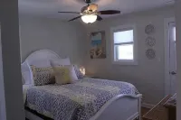 4-bedroom 3 Bath house with Master suite in charming Ortley Beach with Wi Fi, AC