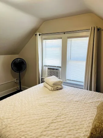 2 Bedroom Near BP Refinery