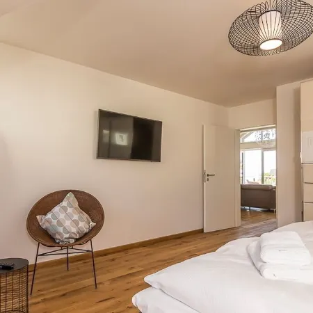 Luxury apartment time out & sea