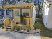 Cozy cottage in enjoyable Murrells Inlet with WiFi, AC