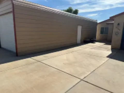 Our Cozy Casita boasts 3-bedroom and a sleeper sofa in Mohave Valley. Hotels in Mohave Valley