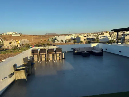 Spacious 4-bedroom house with game room and beach club in charming Rosarito