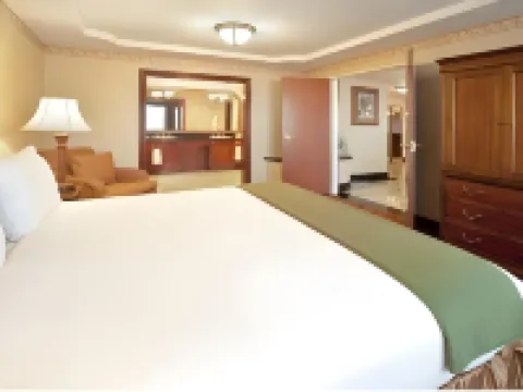 Holiday Inn Express & Suites El Centro by IHG