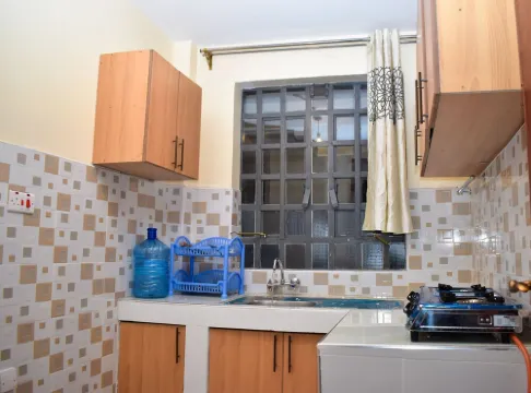 Marie's 1br near Sarova woodlands with a view of Lake Nakuru national park. Hoteles en Free Hold