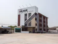 OBLIQUE Apartment BangYai Отели рядом с достопримечательностью «Торговый центр Central Plaza WestGate»