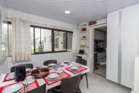 Beachfront comfort with balconies and barbecue for families (6 people) and pets