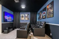 Spacious 9-bedroom Orlando vacation home