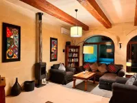 Carpe Diem. A Charming 3-bedroom House of Character in Xagħra