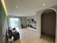 PANORAMIC HILLSIDE APARTMENT Hotel a Agliano