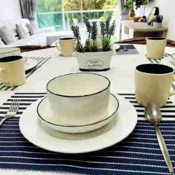 Cozystay @ The Quintet Dining/Meeting Rooms