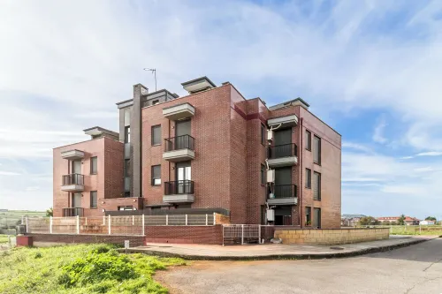 Suances Mar y Tierra with parking. Hotel a Suances