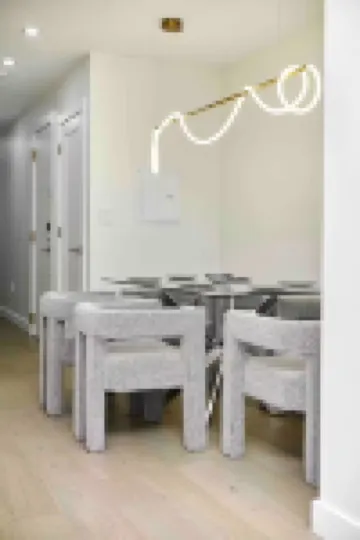 Luxury 3-Bedroom Apartment – Near NYC + NYC Views Nearby Hotels in Edgewater