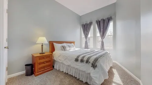 Spread out - Renovated 5BR+Loft, Sleeps 12+