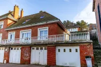 Beautiful town house with harbour view