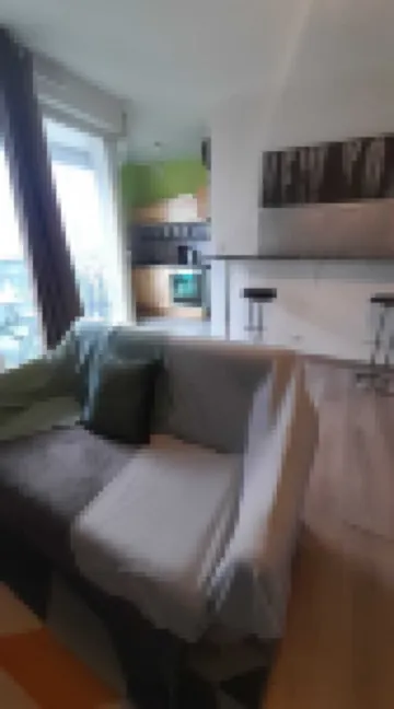 At the foot of the station and in the heart of the town of cergy le haut