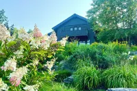 Year-Round Luxury Mountain Villa @ Trapp & Stowe with Resort Amenities Included!