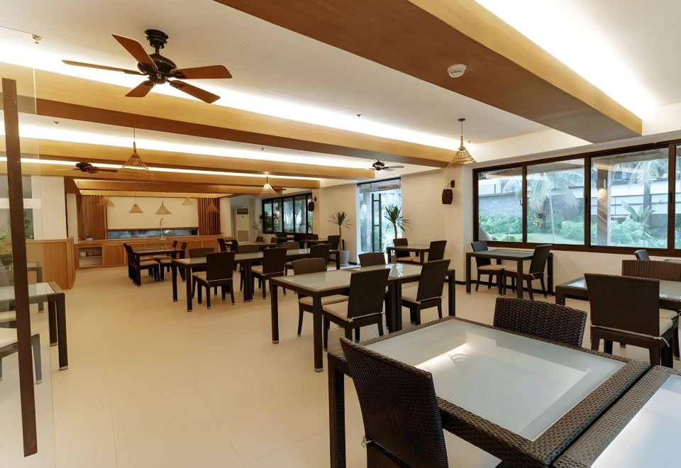 쾌적한 식사 공간