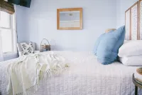 Relax and Reconnect at This Lake Catherine Retreat