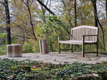 Charming Artist's Retreat