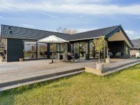 "Viveke" - 10m from the sea Hotel a Bjert