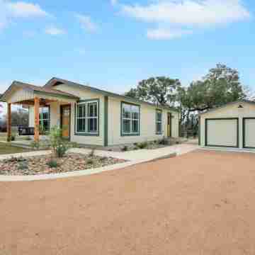 Upscale Home with Pool and FirePit - Close to Mercer St! Hotel Exterior