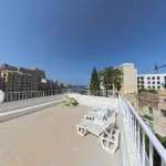 Follow the Sun Boutique Hostel - Pool, Breakfast & Sea Views - Ocean View