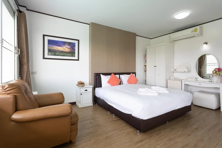 รูปภาพของC View Home