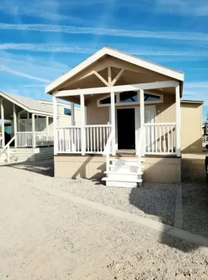 Tiny Home Colorado River View/Near Quartzsite Hotels in Ehrenberg