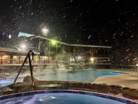 Indian Head Resort - С бассейном