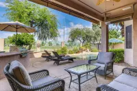 Goodyear Home on Golf Course Pool and Putting Green