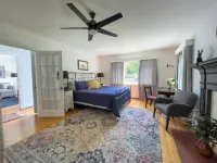 Mary's Place ❤ Bright 3BR with deck/private yard