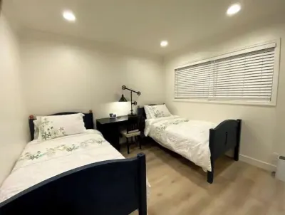 Ocean/Beach Front 🏖🌊w/ Sweeping Oceanviews🌅🐳🪂 Hotels near Makati Chiropractic Center