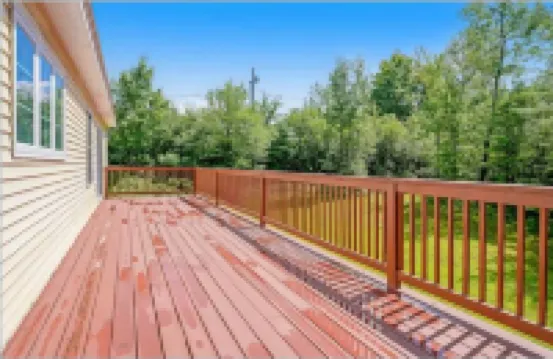 Upstairs unit- sleeps 4- minutes to Smugglers Notch Ski resort!