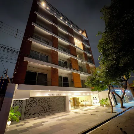 AMERICA APARTMENTS