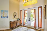 Waterfront Pool & Spa: Relaxing Cape Coral Retreat - Parkplatz