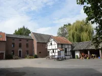 Farm Stay with Sauna, Teuven - 2 étoiles