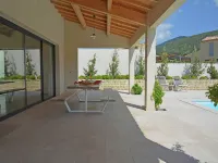 Villa in Malaucène near Mont Ventoux 馬洛塞訥住宿飯店