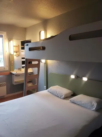 Ibis Budget Dommartin-lès-Cuiseaux Отели в г. Бранж