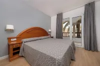 Apartamentos turísticos Jardines del Plaza - Spa