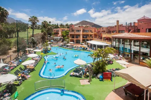 Villa Mandi Golf Resort - 4-Star