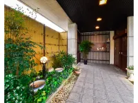 ニューロイヤルホテル Hotels in Omuta