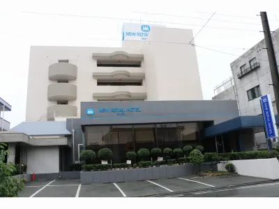 ニューロイヤルホテル Hotels near JR Yoshino station